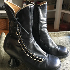 Fluevog Mini Lover Black Sz 9